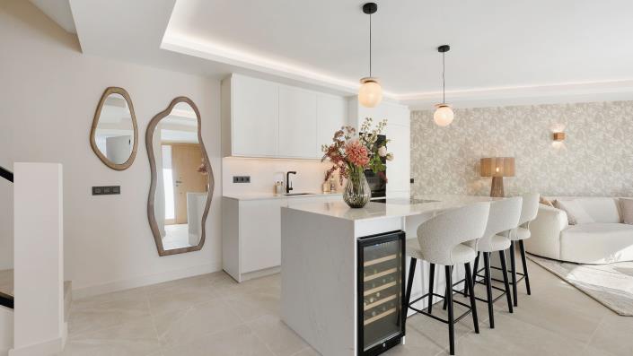 Image No.3-3 Bed Townhouse for sale