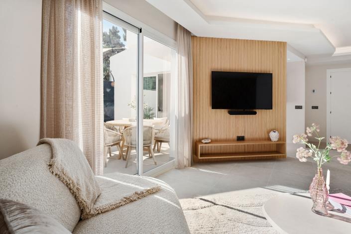 Image No.10-3 Bed Townhouse for sale