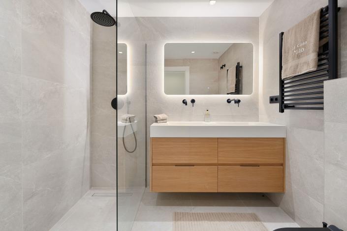 Image No.16-3 Bed Townhouse for sale