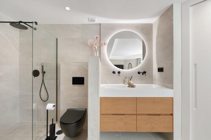 Image No.21-3 Bed Townhouse for sale