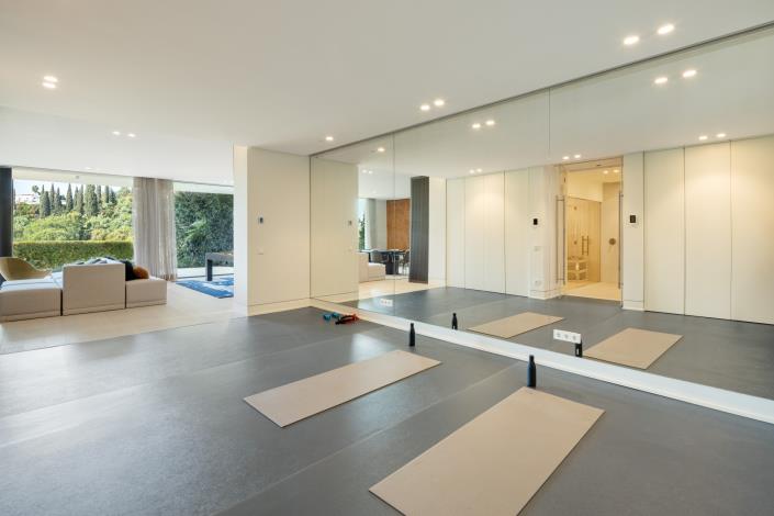 Image No.25-6 Bed Villa for sale