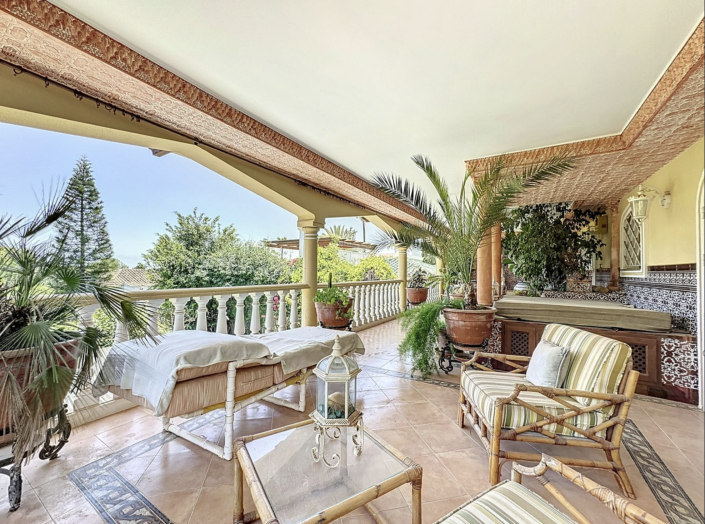 Image No.2-4 Bed Villa / Detached for sale