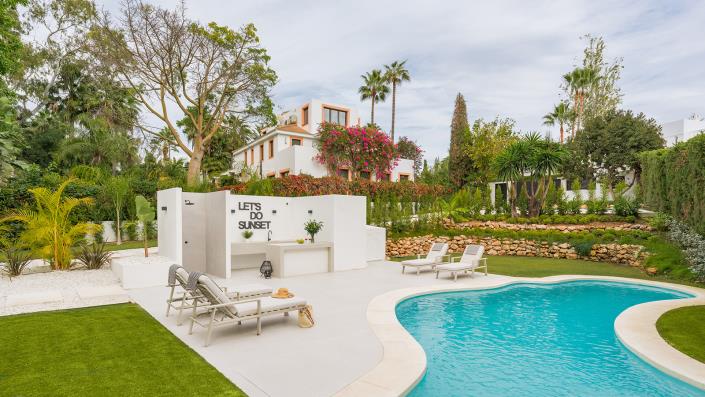 Image No.3-5 Bed Villa for sale