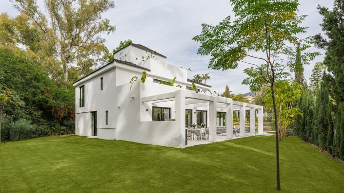 Image No.38-5 Bed Villa for sale