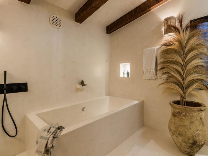 Image No.32-6 Bed Villa for sale