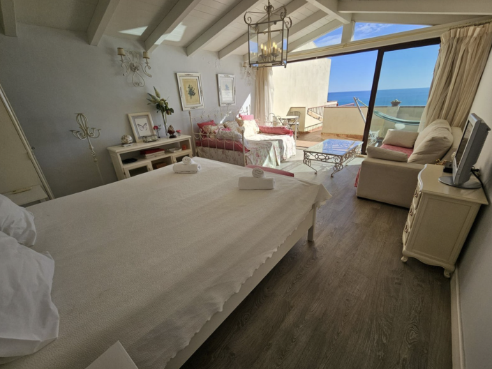 Image No.2-2 Bed Penthouse for sale