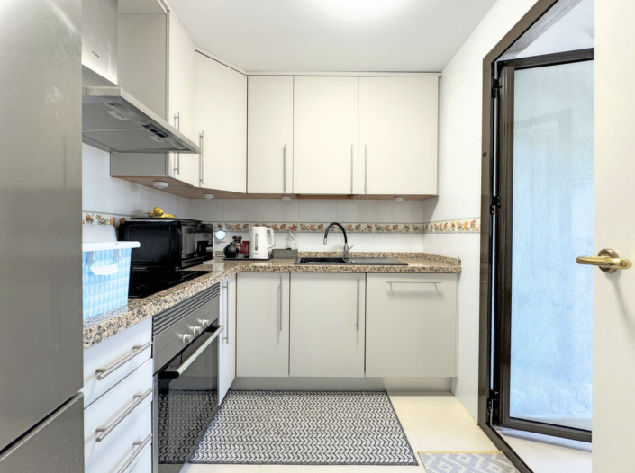 Image No.8-2 Bed Apartment for sale