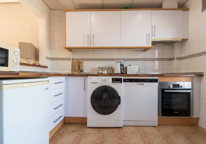 Image No.8-3 Bed Townhouse for sale