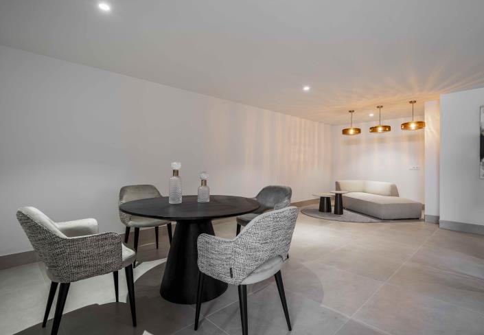 Image No.23-4 Bed Villa / Detached for sale