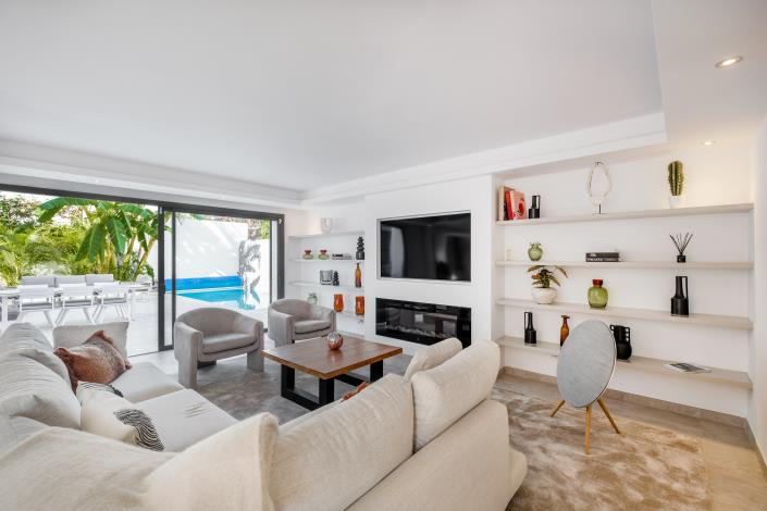 Image No.4-5 Bed Villa for sale