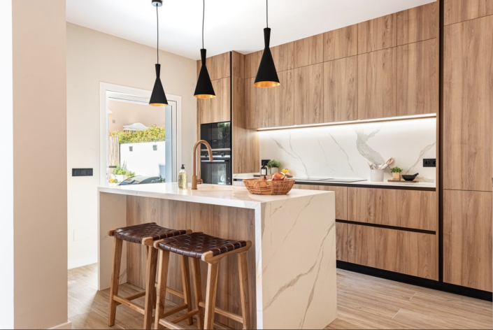 Image No.6-4 Bed Townhouse for sale