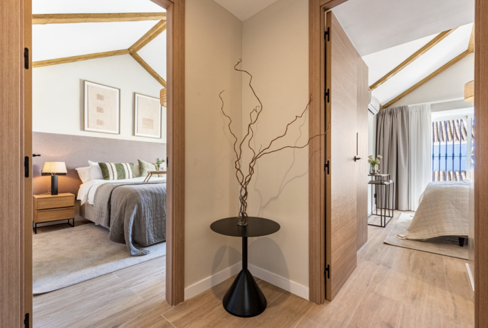 Image No.18-4 Bed Townhouse for sale