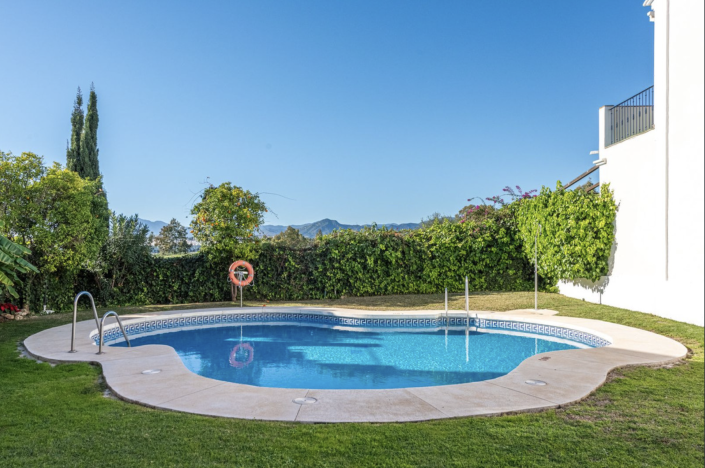 Image No.23-4 Bed Townhouse for sale