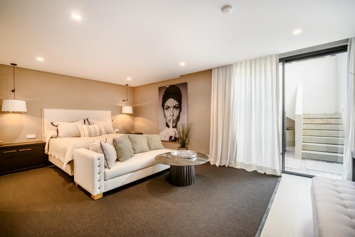 Image No.6-6 Bed Villa for sale