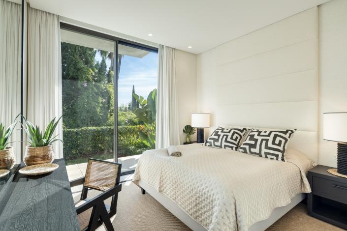 Image No.13-6 Bed Villa for sale