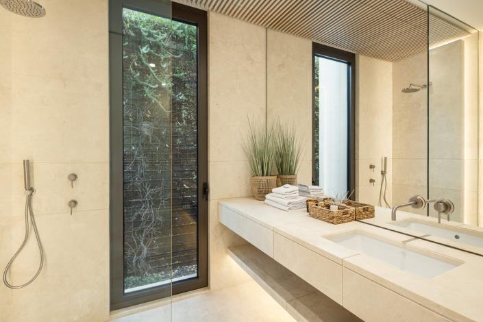 Image No.36-6 Bed Villa for sale