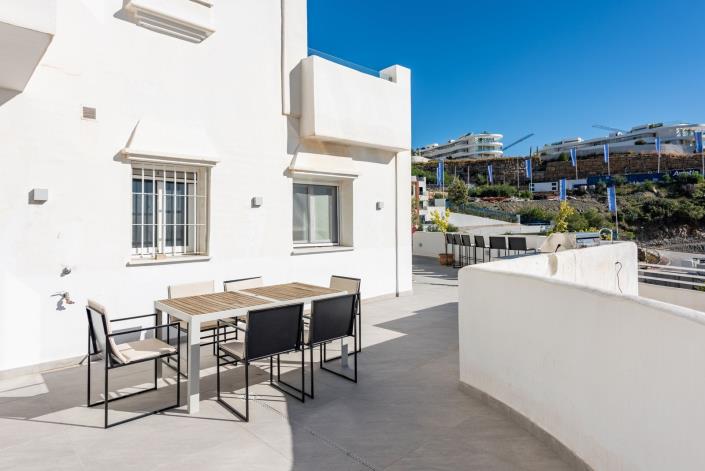 Image No.12-2 Bed Apartment for sale