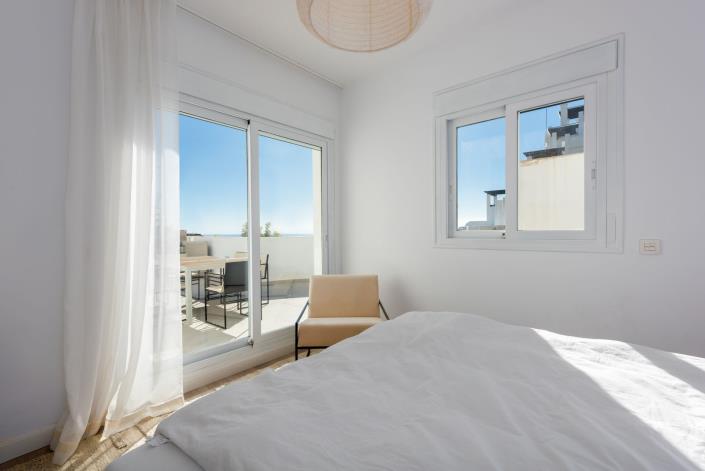 Image No.19-2 Bed Apartment for sale