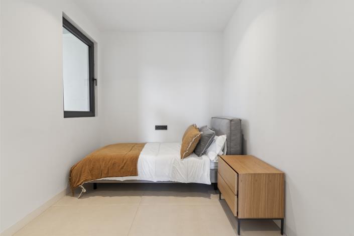 Image No.7-3 Bed Duplex for sale