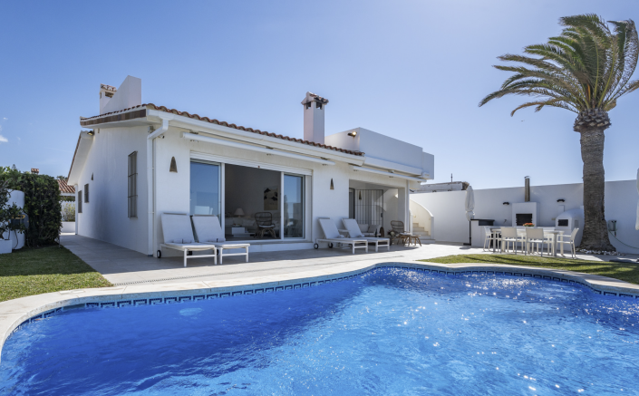 Image No.6-2 Bed Villa / Detached for sale