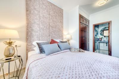 13-5fd73dea700db77384c091ca9818b1a9