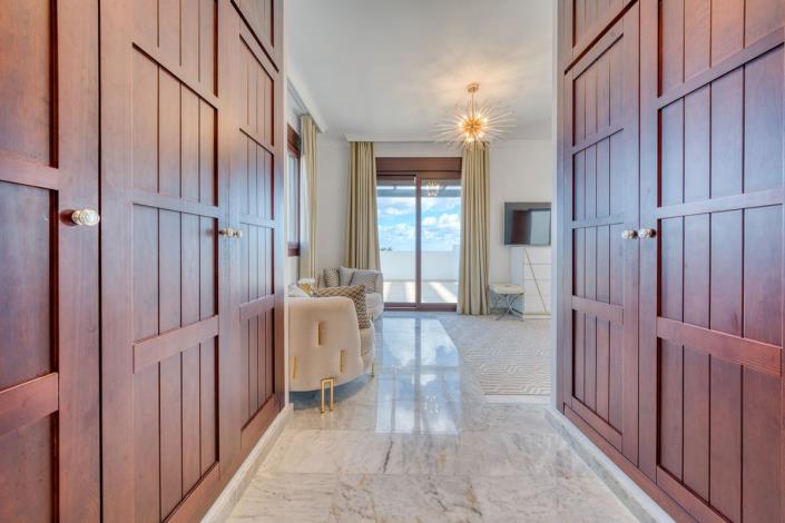 Image No.43-5 Bed Villa for sale