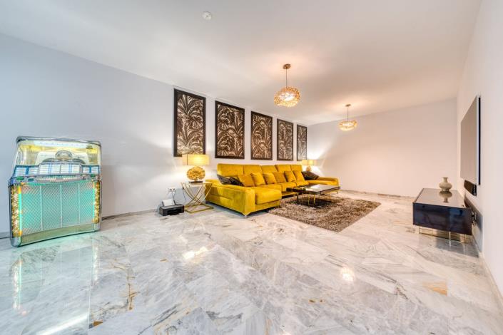 Image No.51-5 Bed Villa for sale