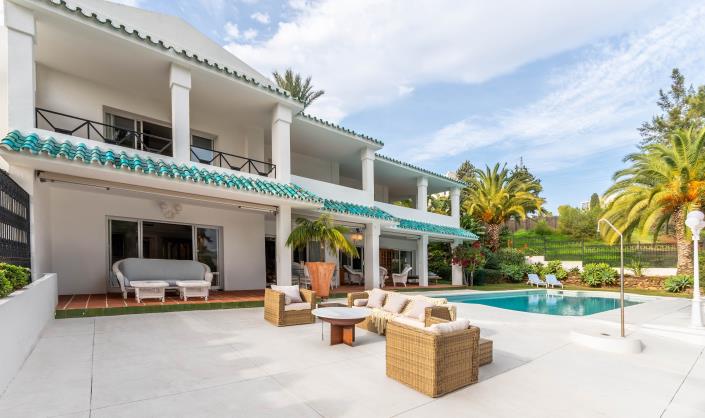 Image No.17-2 Bed Semi-Detached for sale