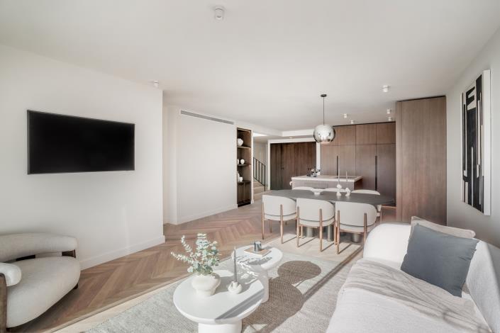 Image No.15-4 Bed Penthouse for sale