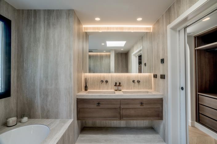 Image No.24-4 Bed Penthouse for sale