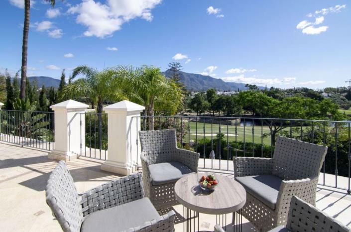 Image No.9-5 Bed Villa for sale