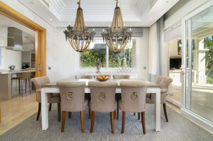 Image No.17-5 Bed Villa for sale