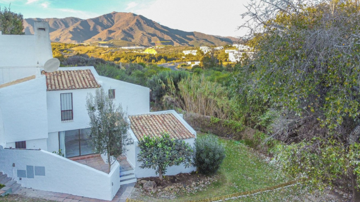 Image No.2-Villa / Détaché de 2 chambres à vendre à Estepona