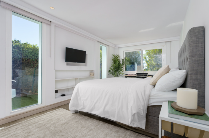 Image No.13-6 Bed Villa / Detached for sale