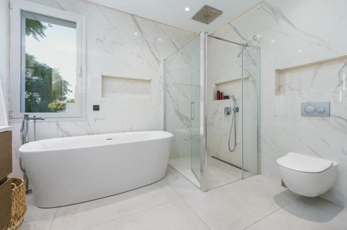 Image No.17-6 Bed Villa / Detached for sale