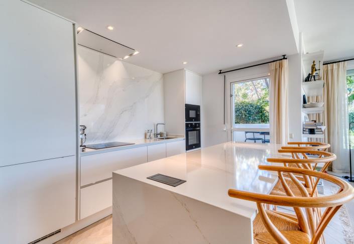 Image No.13-3 Bed Apartment for sale