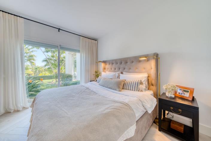 Image No.15-3 Bed Apartment for sale