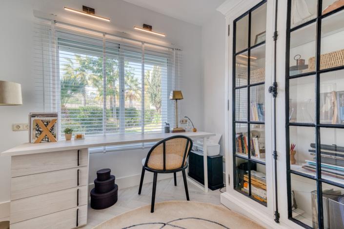 Image No.20-3 Bed Apartment for sale