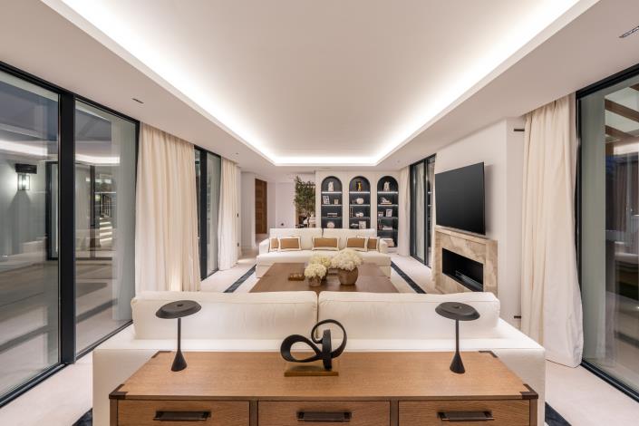 Image No.11-Villa de 5 chambres à vendre à Nueva Andalucia