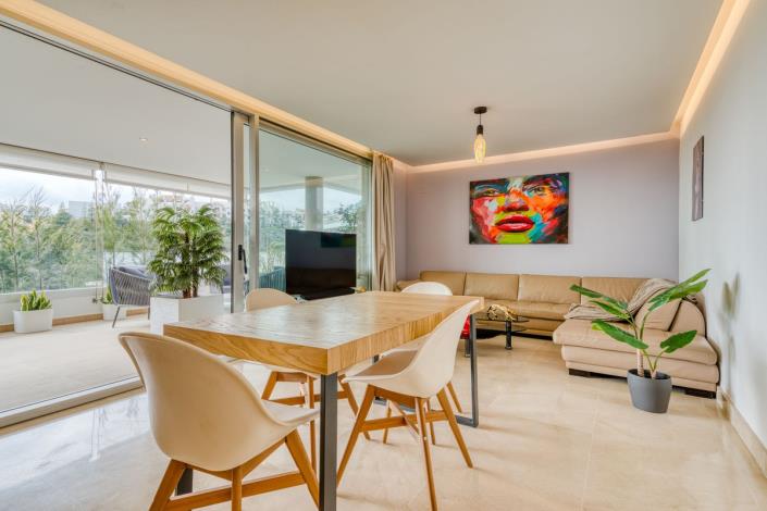 Image No.8-3 Bed Apartment for sale