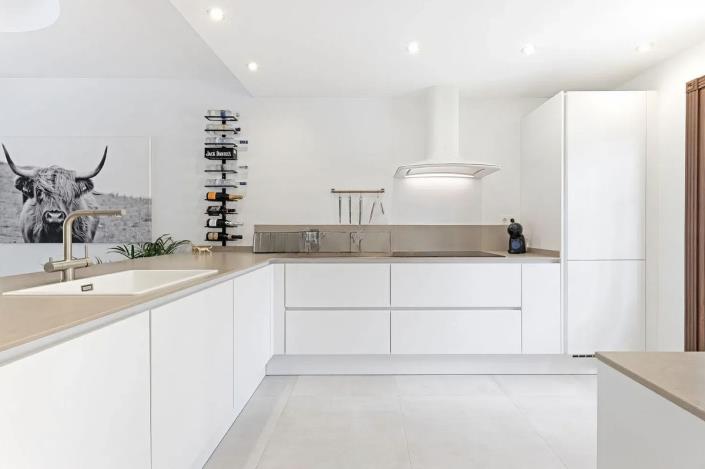 Image No.7-3 Bed Townhouse for sale