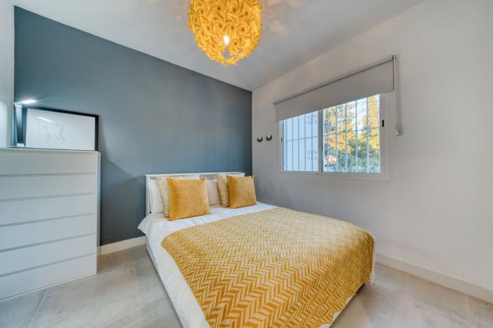 Image No.15-3 Bed Townhouse for sale