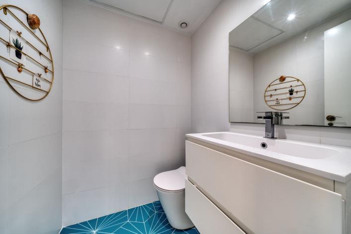 Image No.18-3 Bed Townhouse for sale