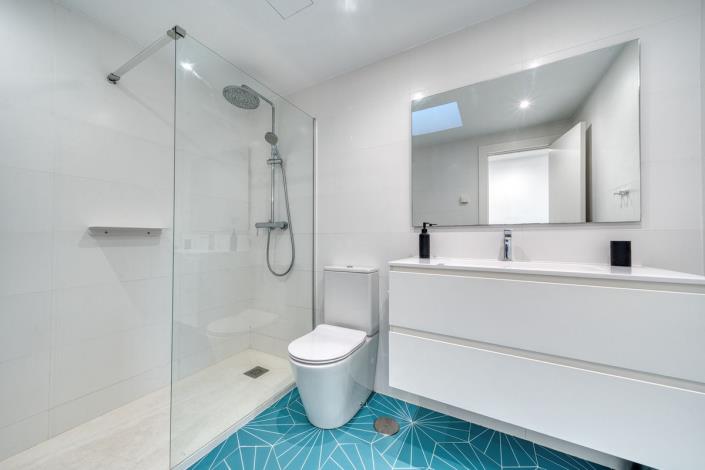 Image No.19-3 Bed Townhouse for sale