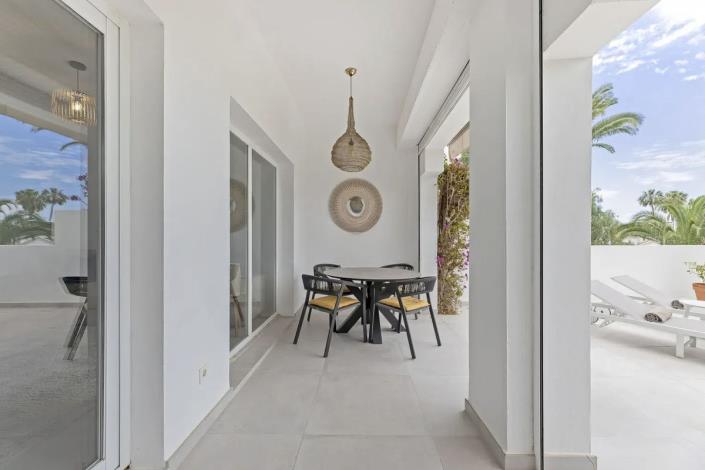 Image No.21-3 Bed Townhouse for sale