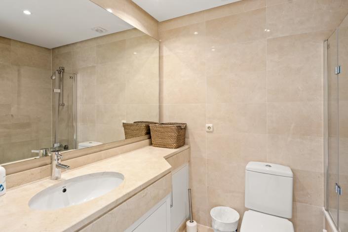 Image No.14-Appartement de 2 chambres à vendre à Estepona