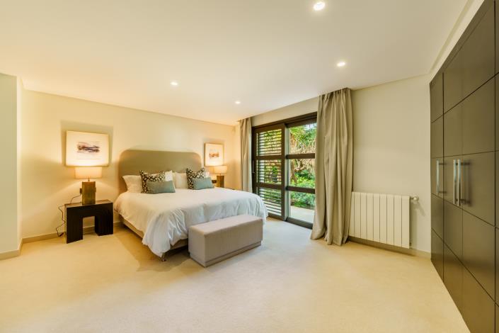 Image No.17-Villa de 5 chambres à vendre à Nueva Andalucia