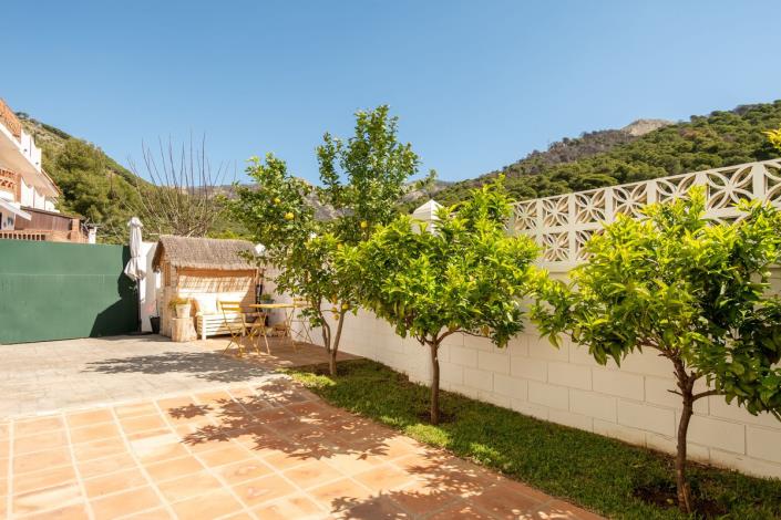 Image No.25-3 Bed Semi-Detached for sale