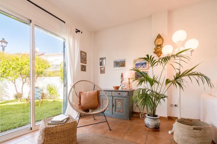 Image No.37-3 Bed Semi-Detached for sale