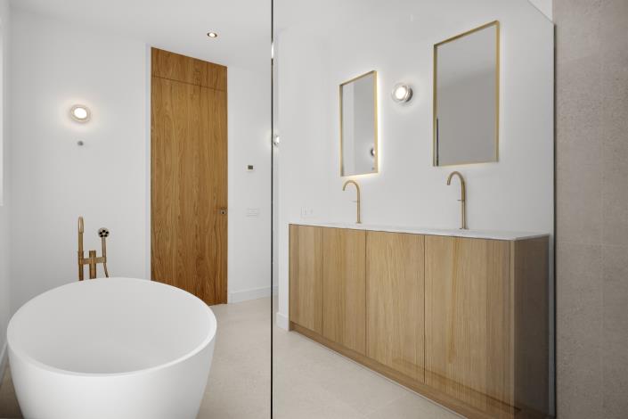 Image No.12-5 Bed Villa for sale